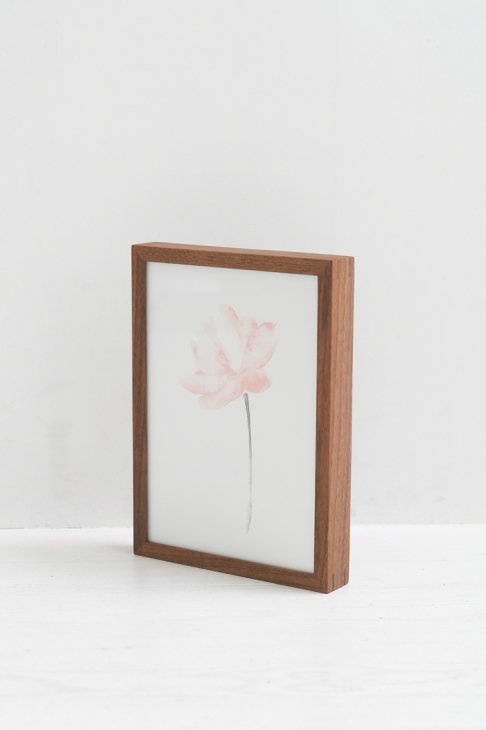 DENTO(デント) | DIRITTO (walnut) | 国産無垢ウッドフレーム