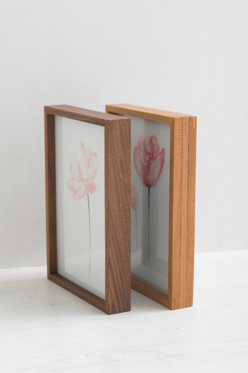 DENTO(デント) | DIRITTO (walnut) | 国産無垢ウッドフレーム