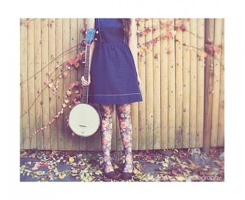 JILLIAN AUDREY | SHE PLAYS THE BANJO PHOTOGRAPHY | フォトグラフィ/ポスター